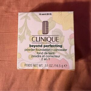 Clinique Beyond Perfecting Powder Foundation + Concealer, 18 Sand